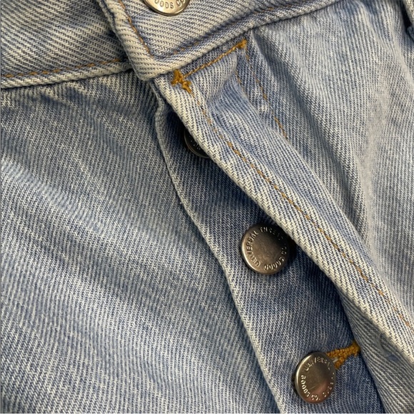 Universal Thread Curved Leg Barrel Ankle Jeans High Rise Size 6 | NWT/FLAW - Picture 5 of 10